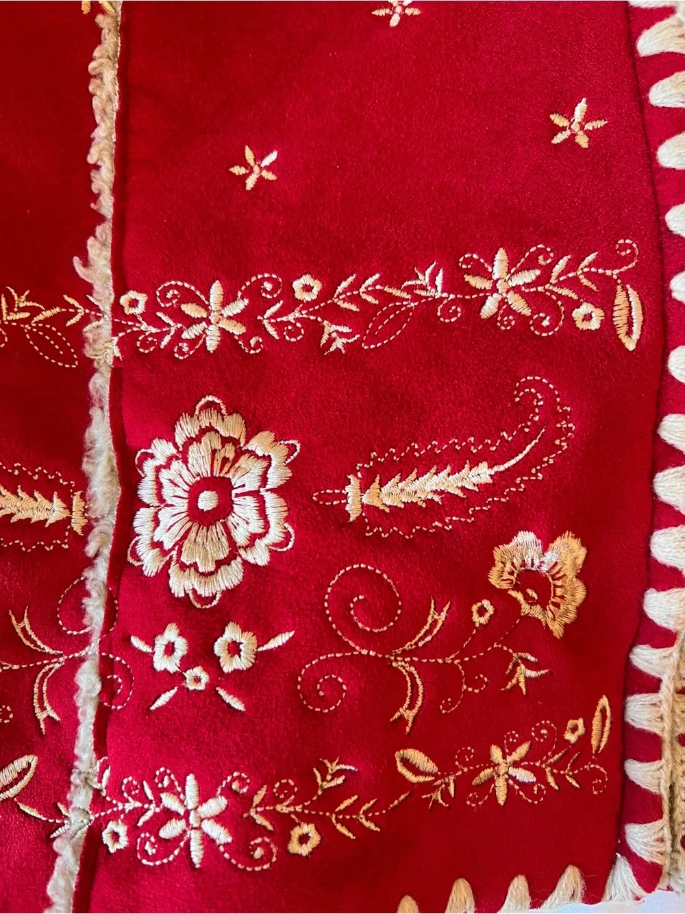 Vintage Gap Girls' toddler 2T Red Hooded Embroidered Coat